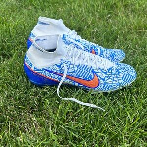 Size 8.5 mercurial super fly cr7 hardly worn great condition